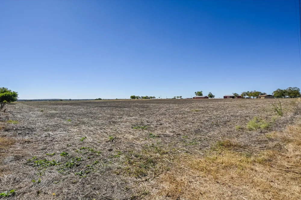 958 County Road 124 Georgetown, TX 78626