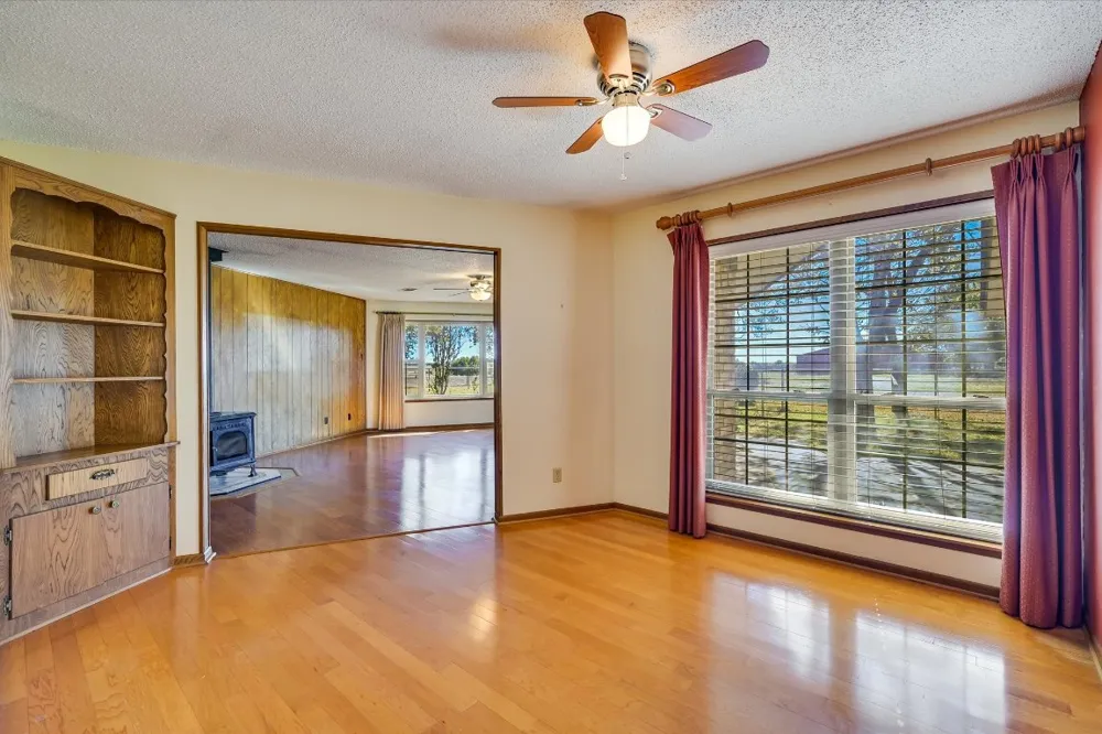 958 County Road 124 Georgetown, TX 78626