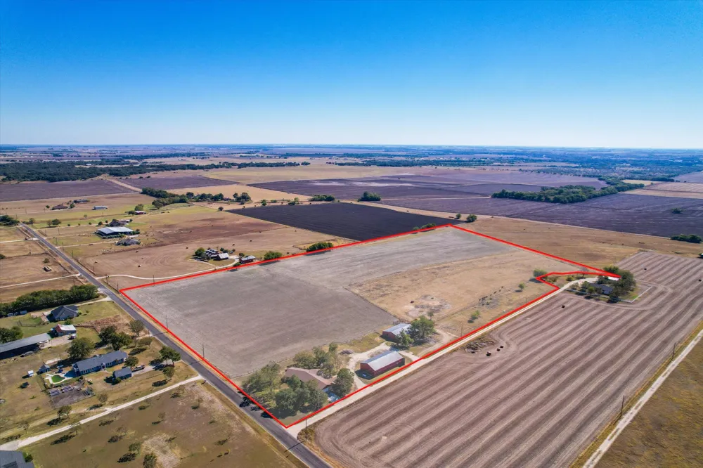 958 County Road 124 Georgetown, TX 78626