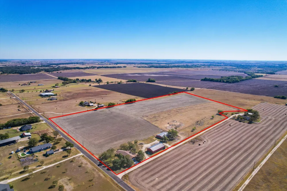 958 County Road 124 Georgetown, TX 78626