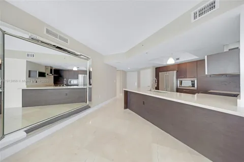 150 Sunny Isles Blvd #601