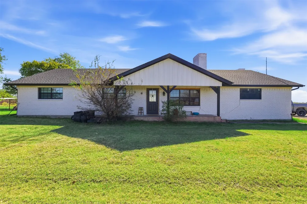 8145 Blair Northlake, TX 76247