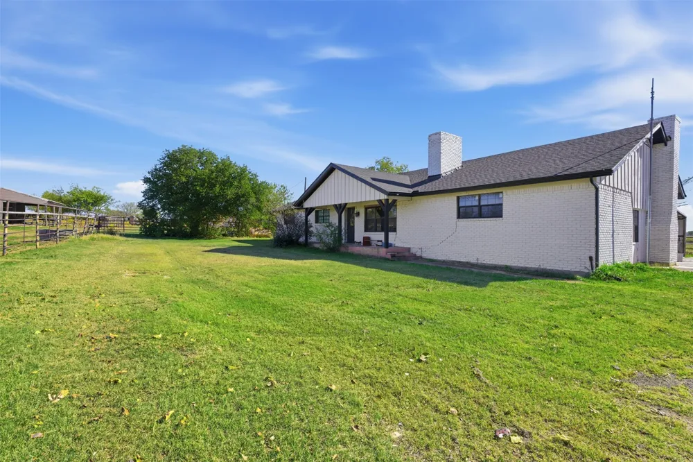 8145 Blair Northlake, TX 76247