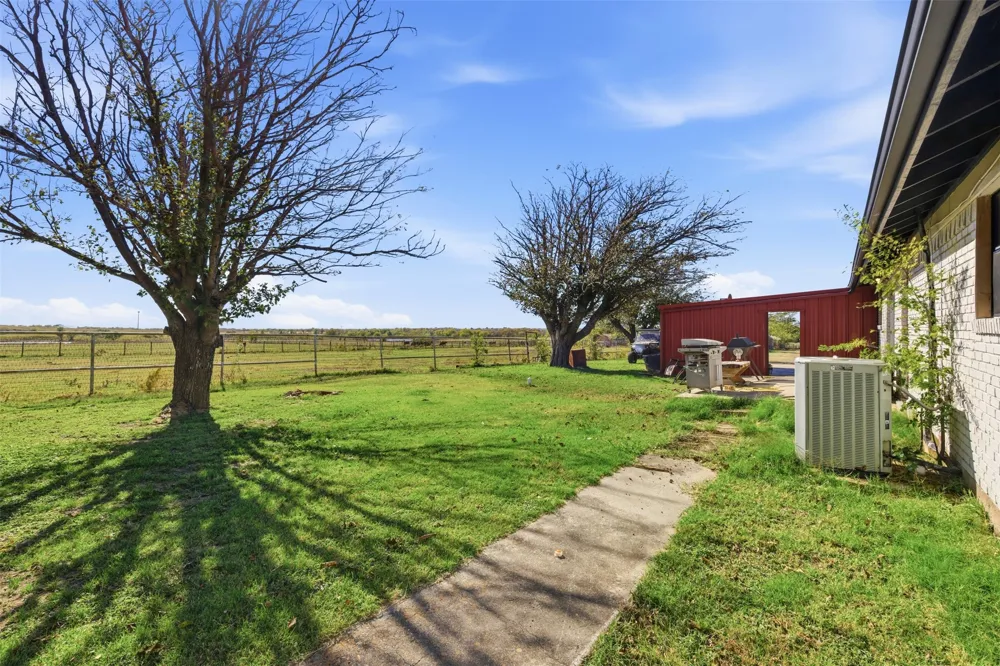 8145 Blair Northlake, TX 76247