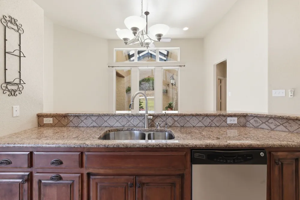 6525 Compass Way Bluff Dale, TX 76433