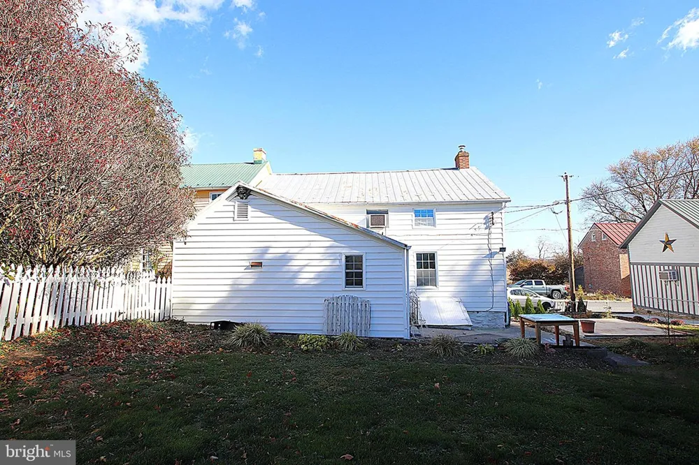 202 E MAIN STREET Burkittsville, MD 21718