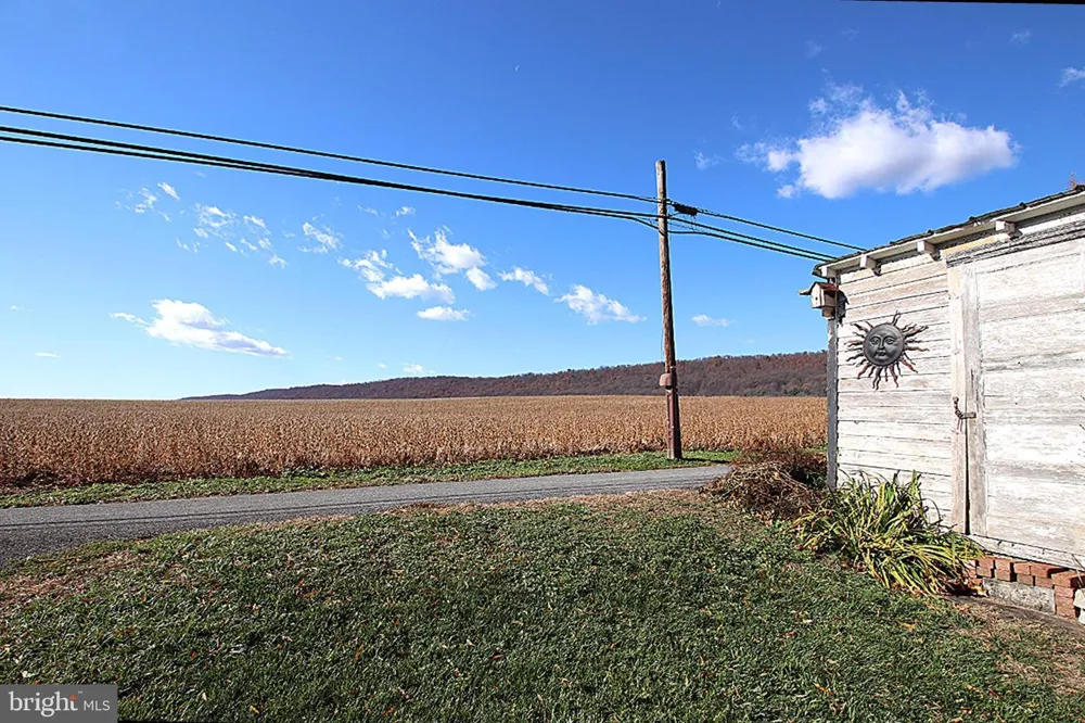 202 E MAIN STREET Burkittsville, MD 21718
