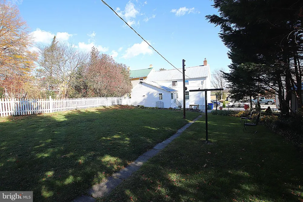 202 E MAIN STREET Burkittsville, MD 21718