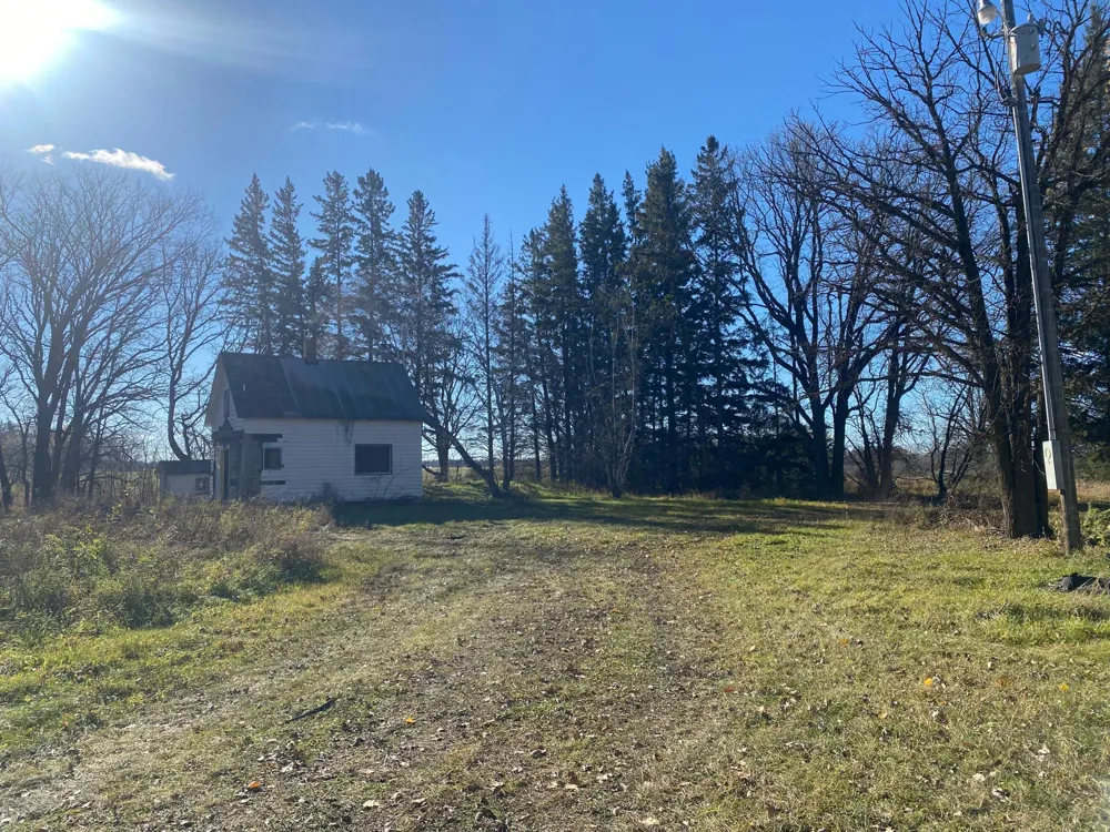 25913 County Road 129 Roseau, MN 56751