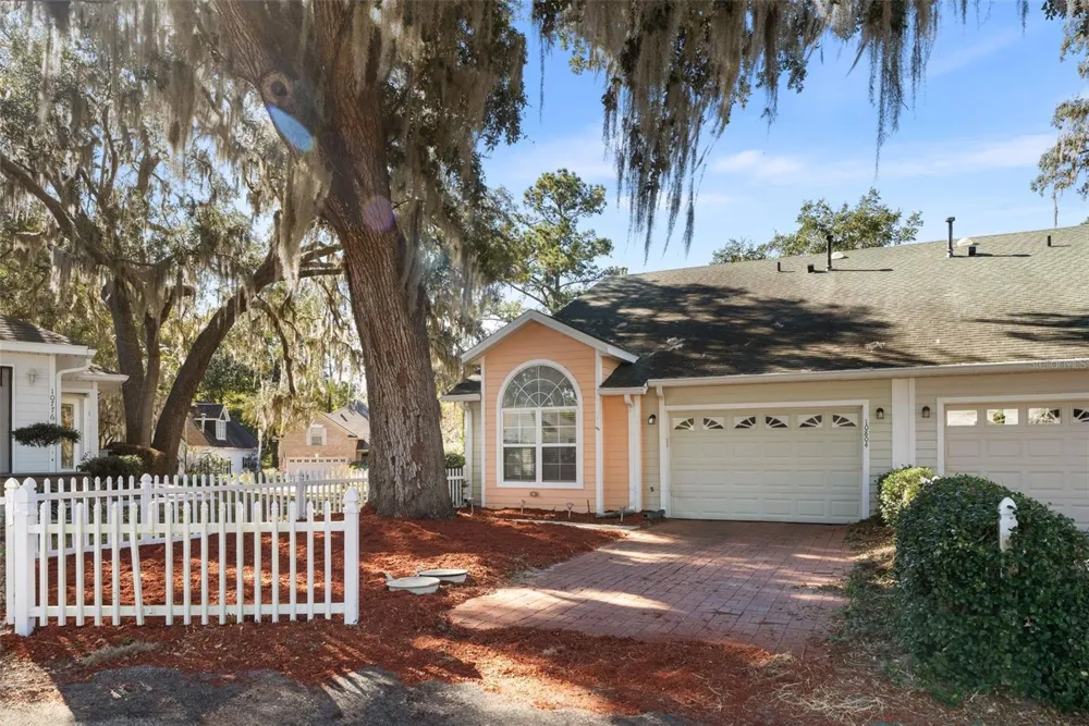 10804 NW 65TH WAY Alachua, FL 32615