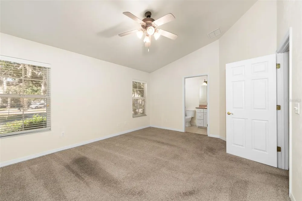 10804 NW 65TH WAY Alachua, FL 32615