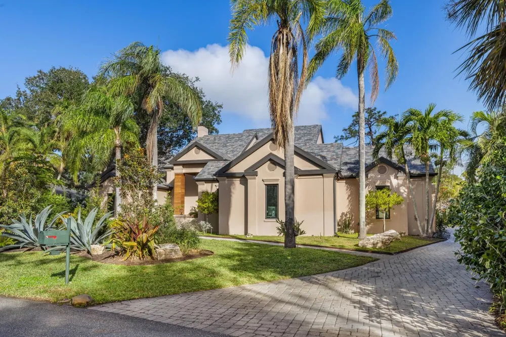 49 OSPREY POINT DRIVE Osprey, FL 34229