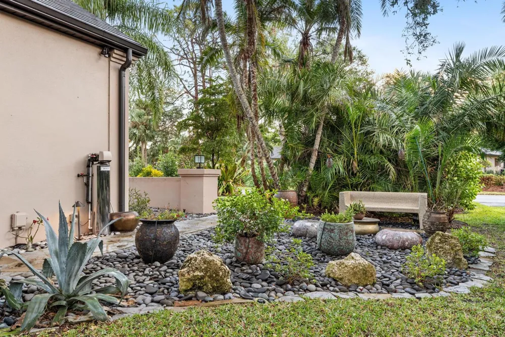 49 OSPREY POINT DRIVE Osprey, FL 34229