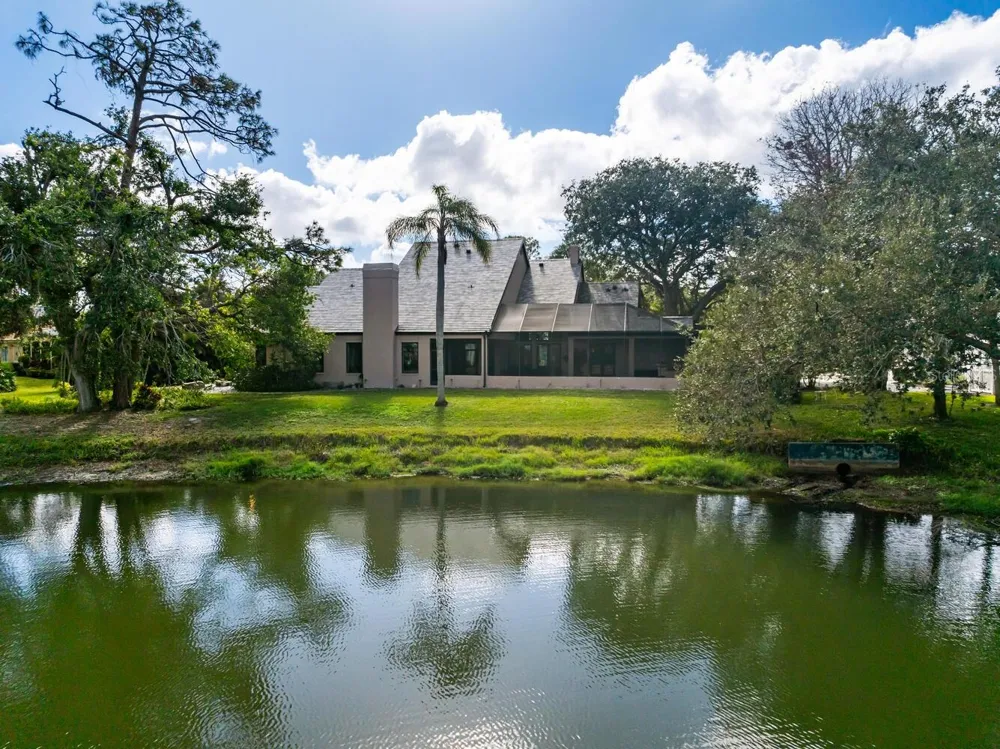 49 OSPREY POINT DRIVE Osprey, FL 34229