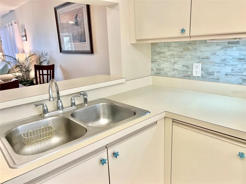 6501 STONE RIVER ROAD #203 Bradenton, FL 34203
