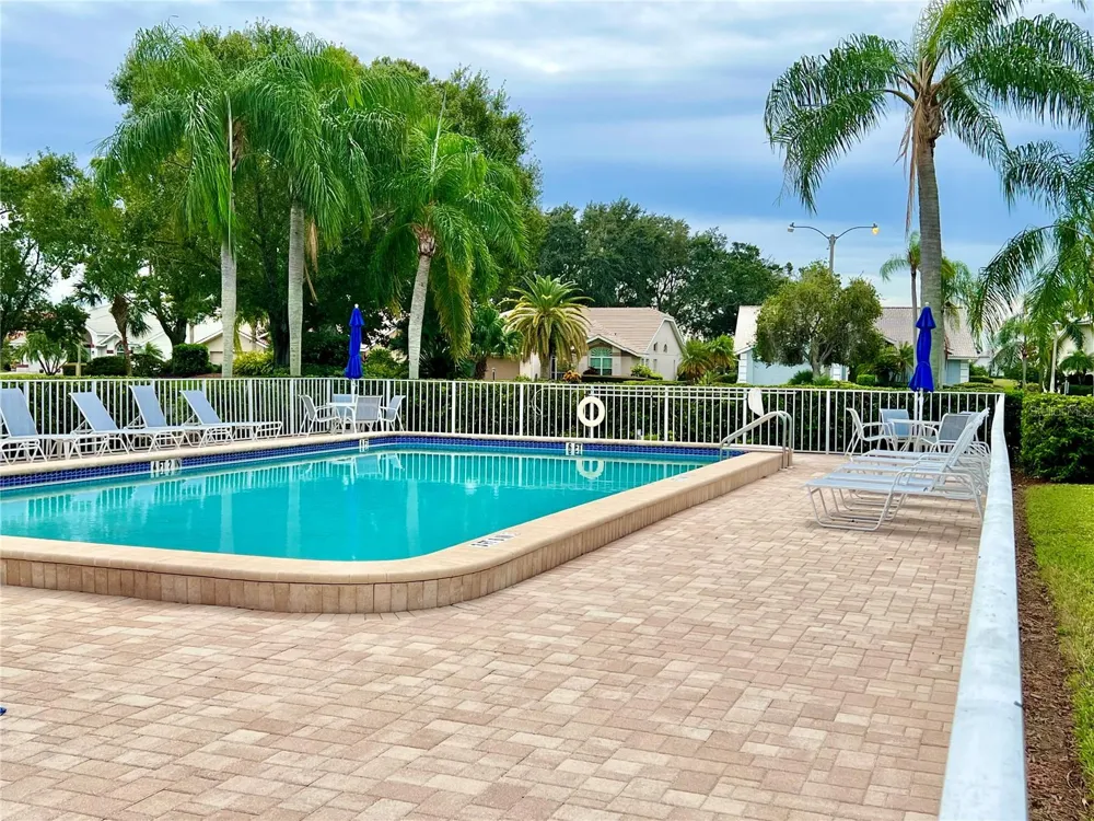 6501 STONE RIVER ROAD #203 Bradenton, FL 34203