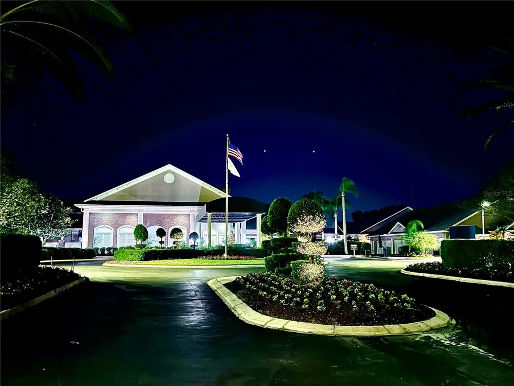 6501 STONE RIVER ROAD #203 Bradenton, FL 34203