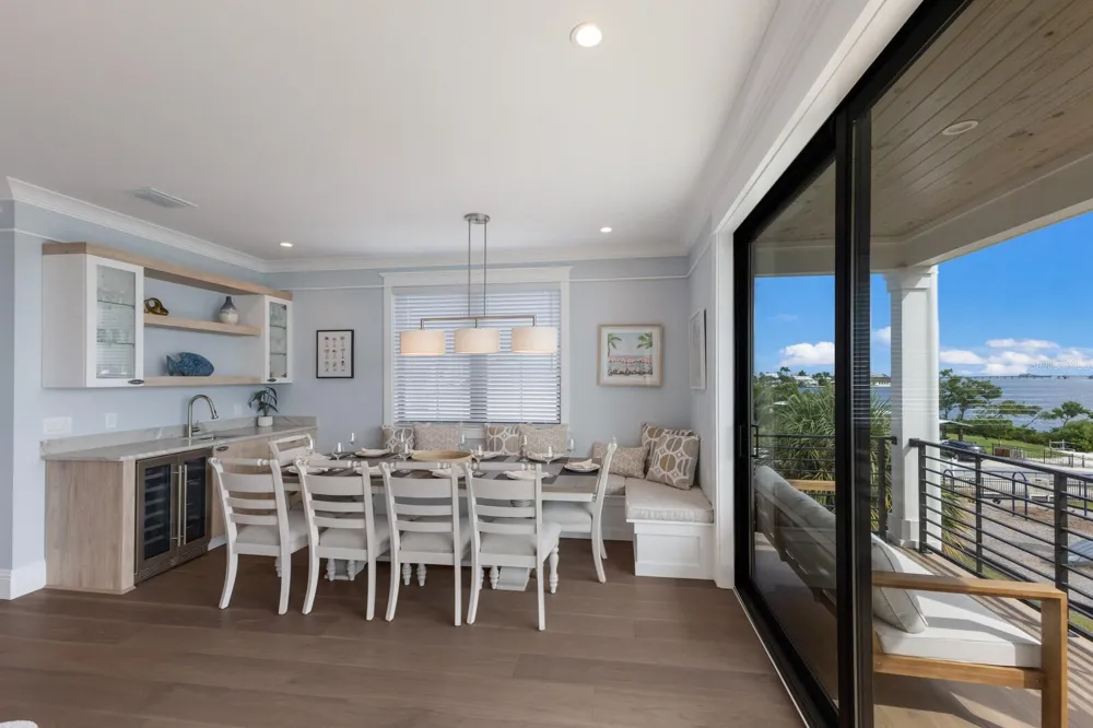 2415 AVENUE B Bradenton Beach, FL 34217