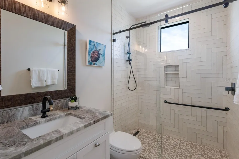 2415 AVENUE B Bradenton Beach, FL 34217