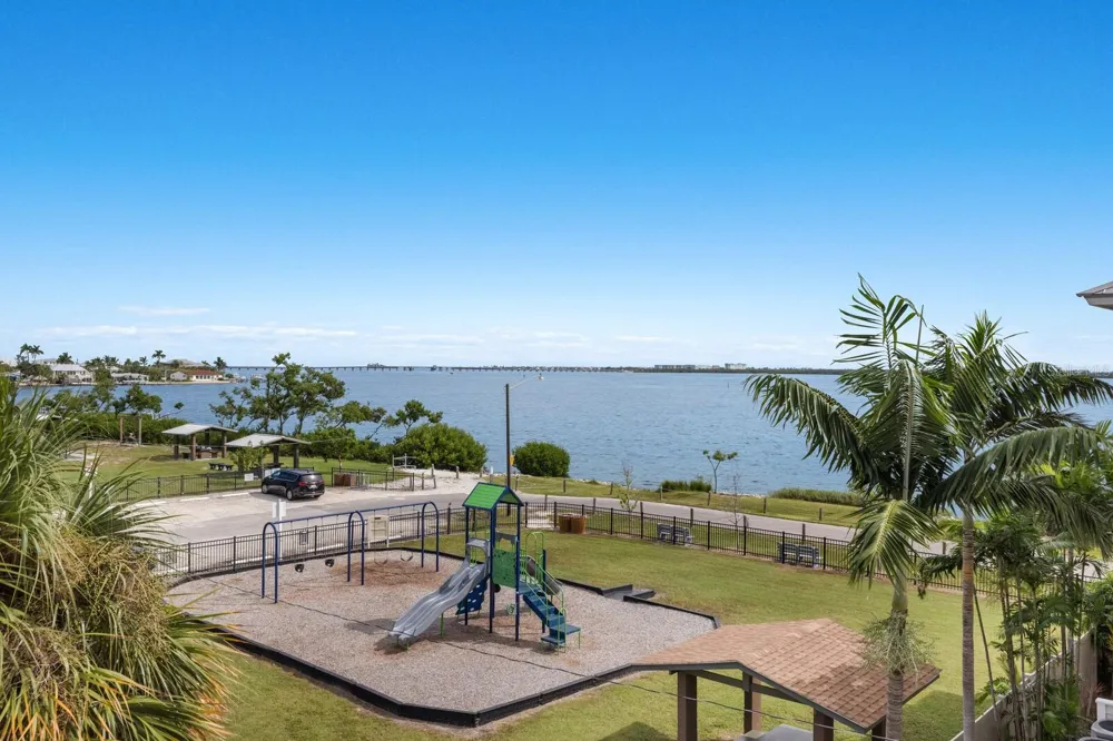 2415 AVENUE B Bradenton Beach, FL 34217