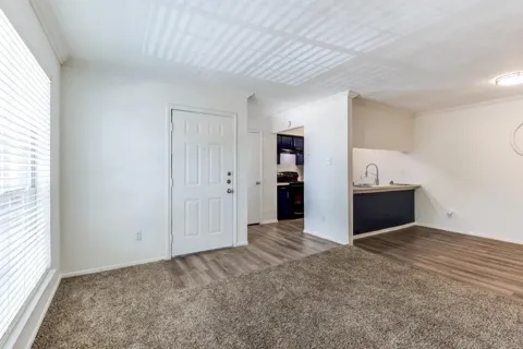 1100 Graham Drive #1602
