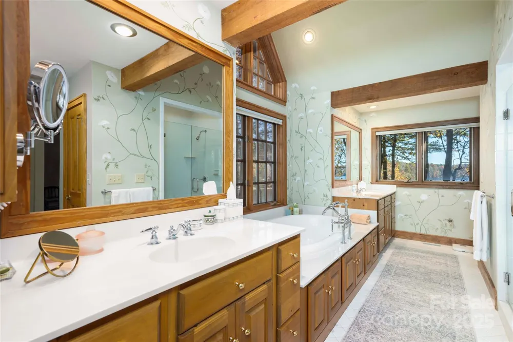 132 Red Bird Circle Lake Toxaway, NC 28747