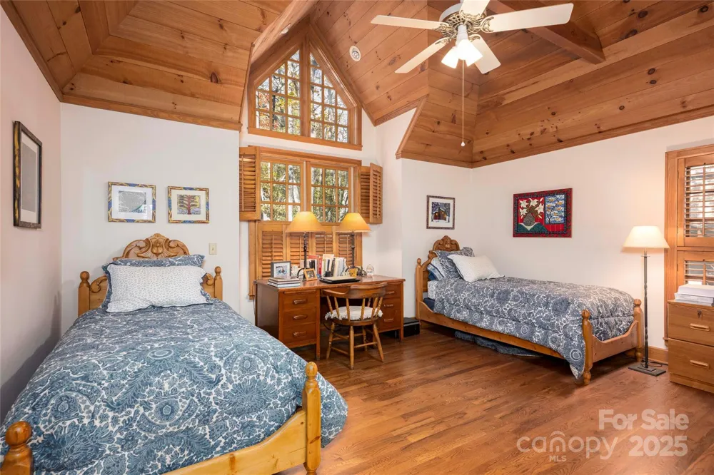 132 Red Bird Circle Lake Toxaway, NC 28747