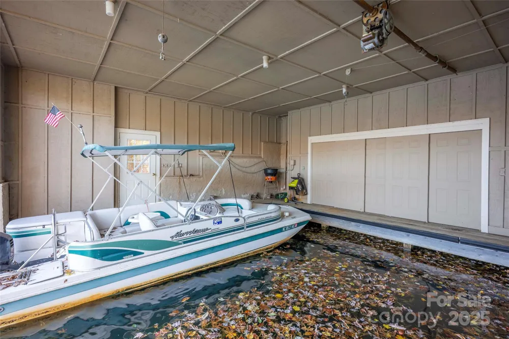 132 Red Bird Circle Lake Toxaway, NC 28747