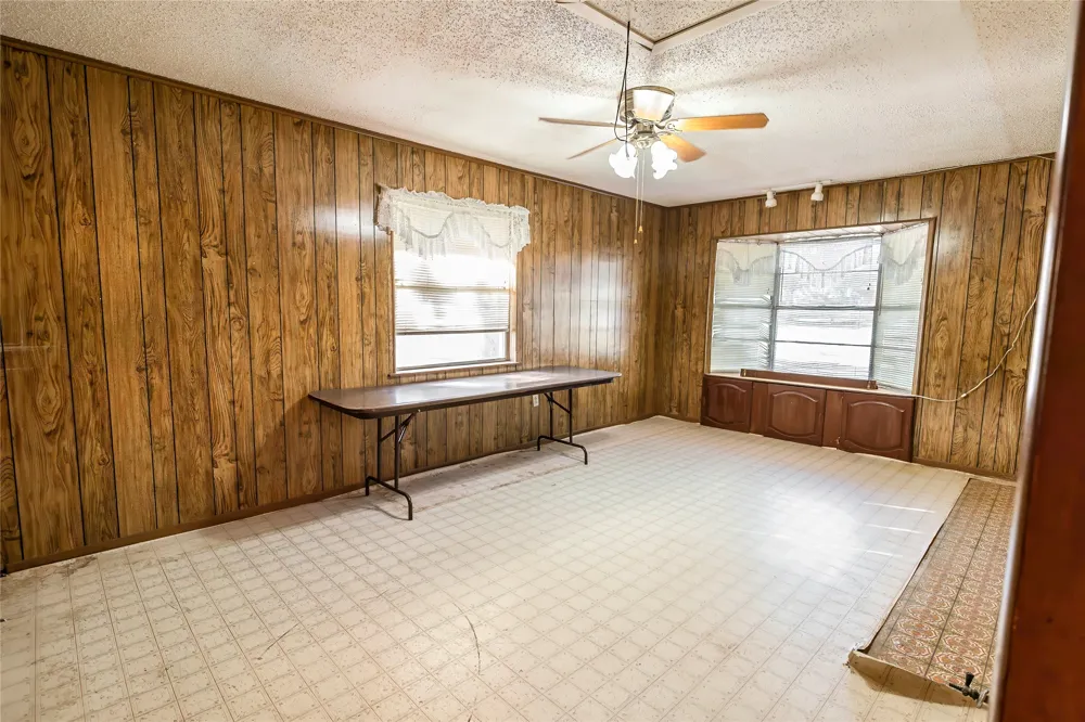 205 Bonham Street Nocona, TX 76255
