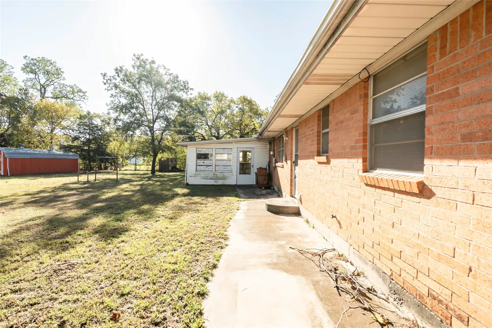 205 Bonham Street Nocona, TX 76255