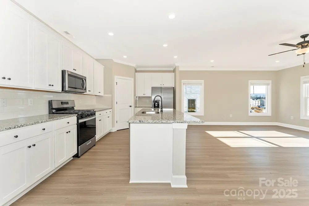 3447 Robindale Drive Winston Salem, NC 27107