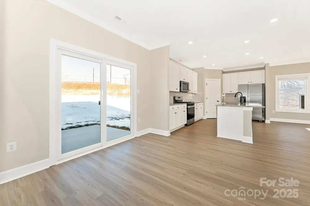 3447 Robindale Drive Winston Salem, NC 27107