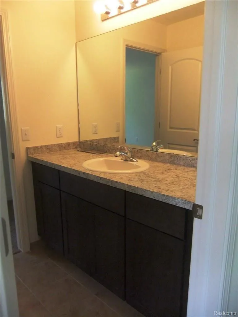 48945 Tuscan Hills Plymouth Charter Township, MI 48170
