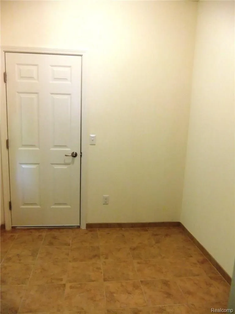 48945 Tuscan Hills Plymouth Charter Township, MI 48170