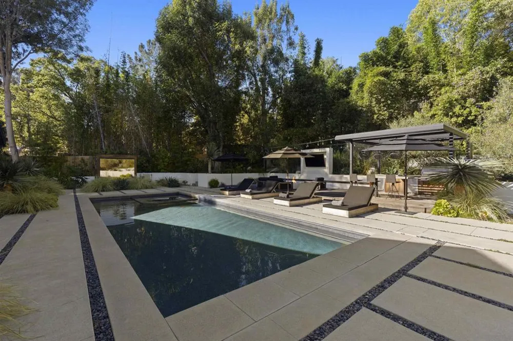 4874 Sun Valley Rd Del Mar, CA 92014