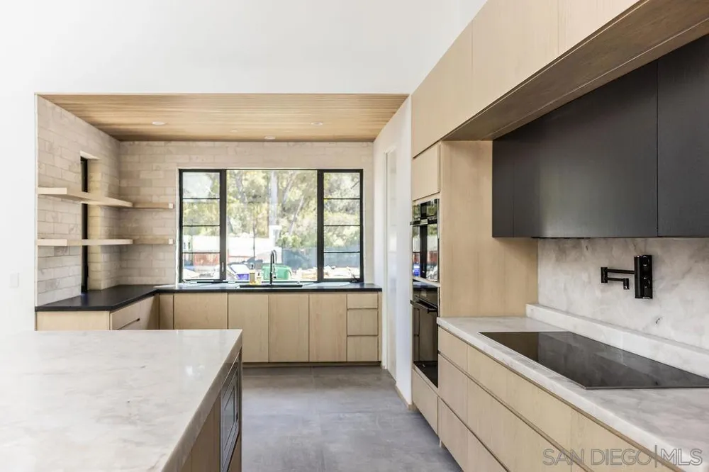 4874 Sun Valley Rd Del Mar, CA 92014
