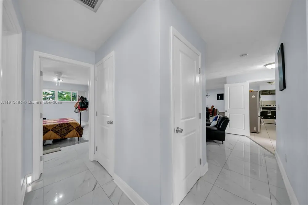246 SE 44th st Cape Coral, FL 33904