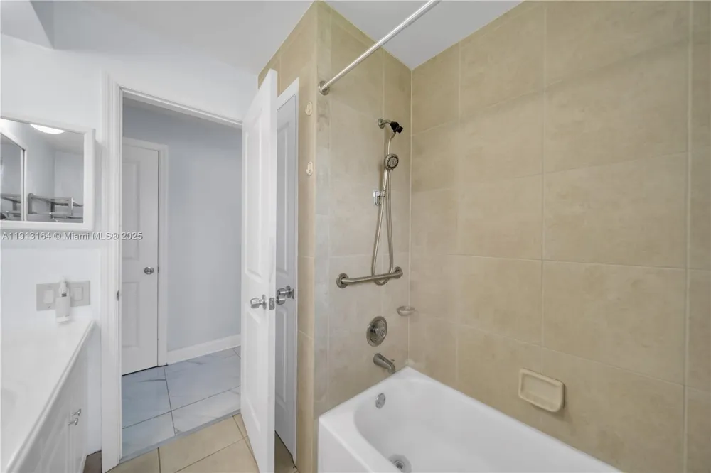 246 SE 44th st Cape Coral, FL 33904