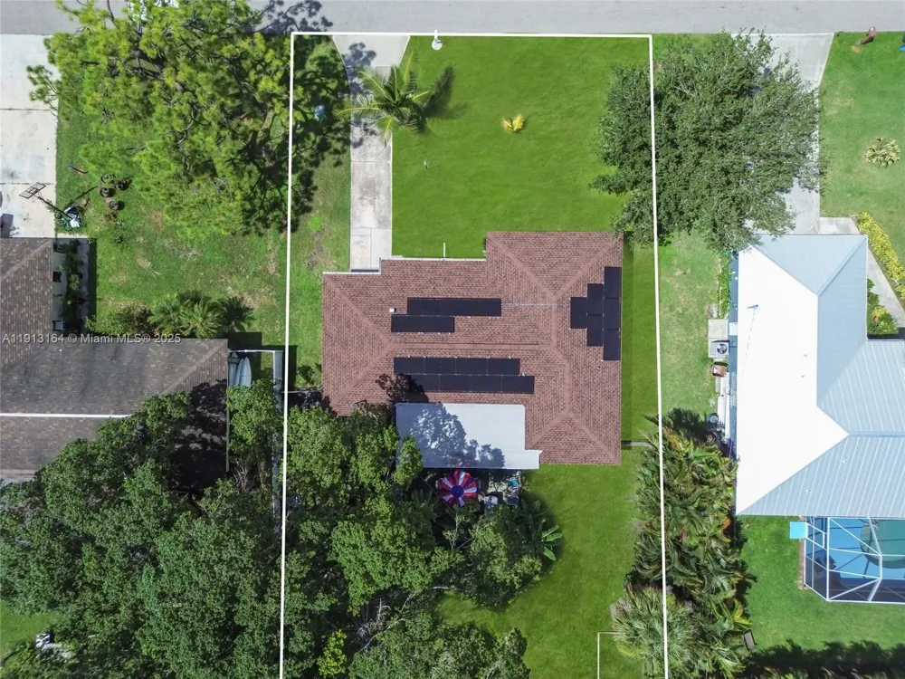 246 SE 44th st Cape Coral, FL 33904
