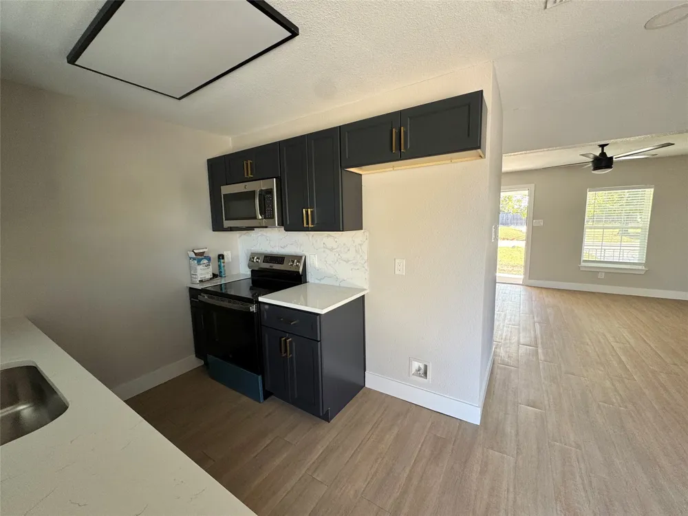 3824 Patman Street Lancaster, TX 75134