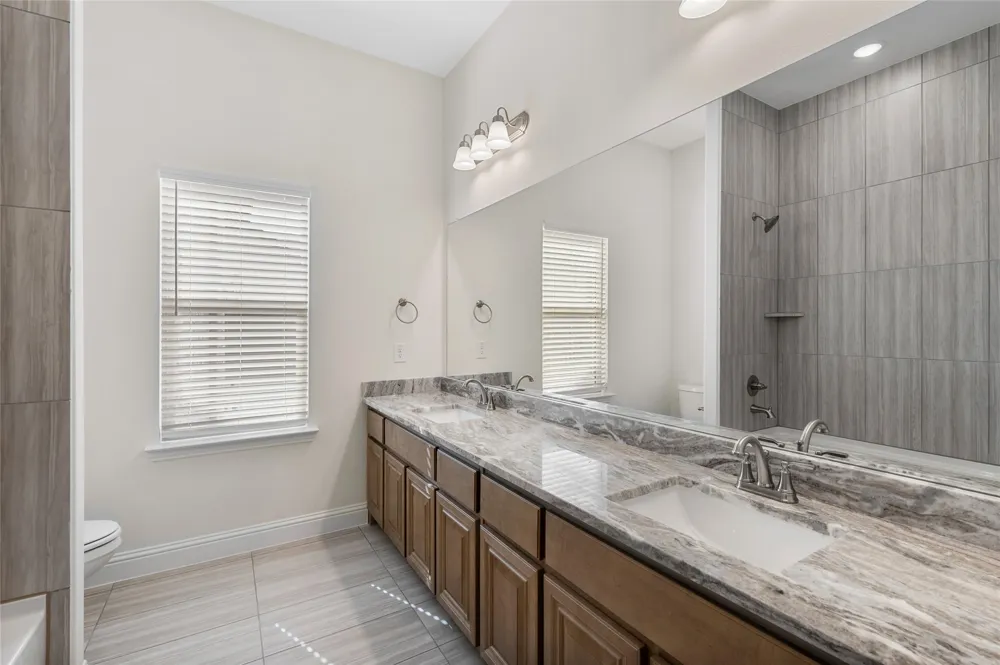 2812 Dolomite Drive Sherman, TX 75092