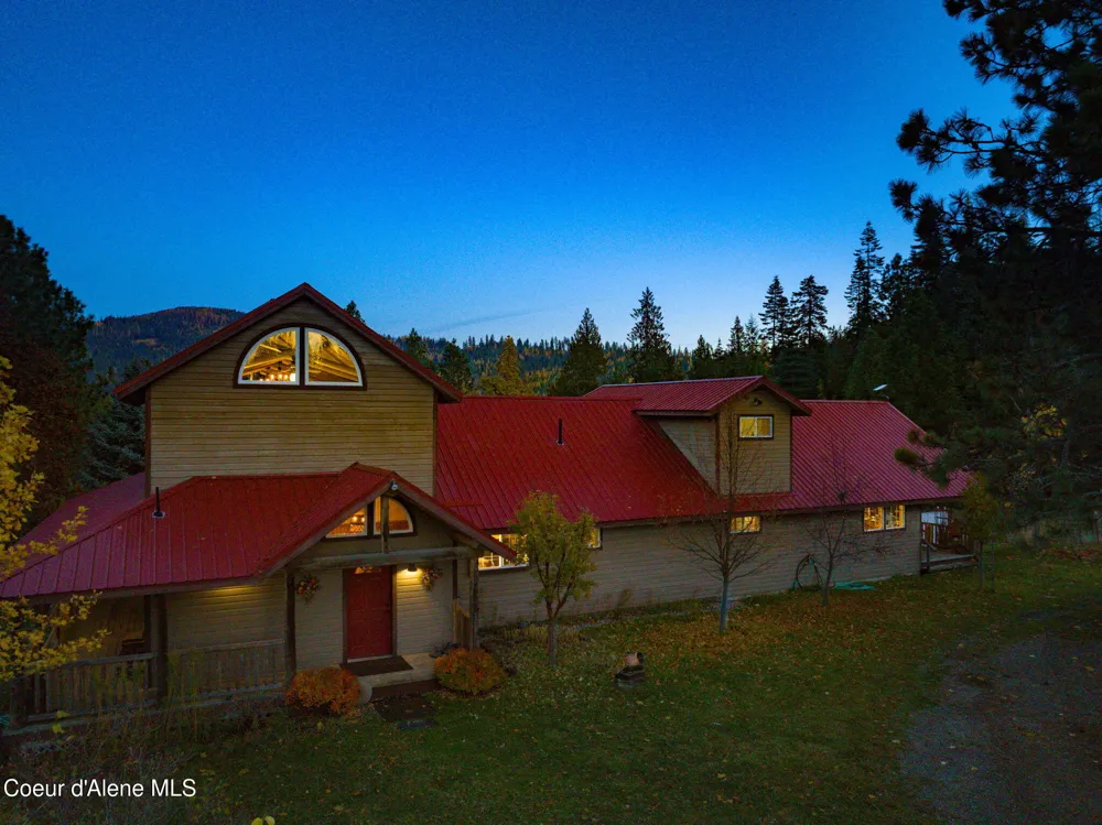 6584 E Burma Road Harrison, ID 83833