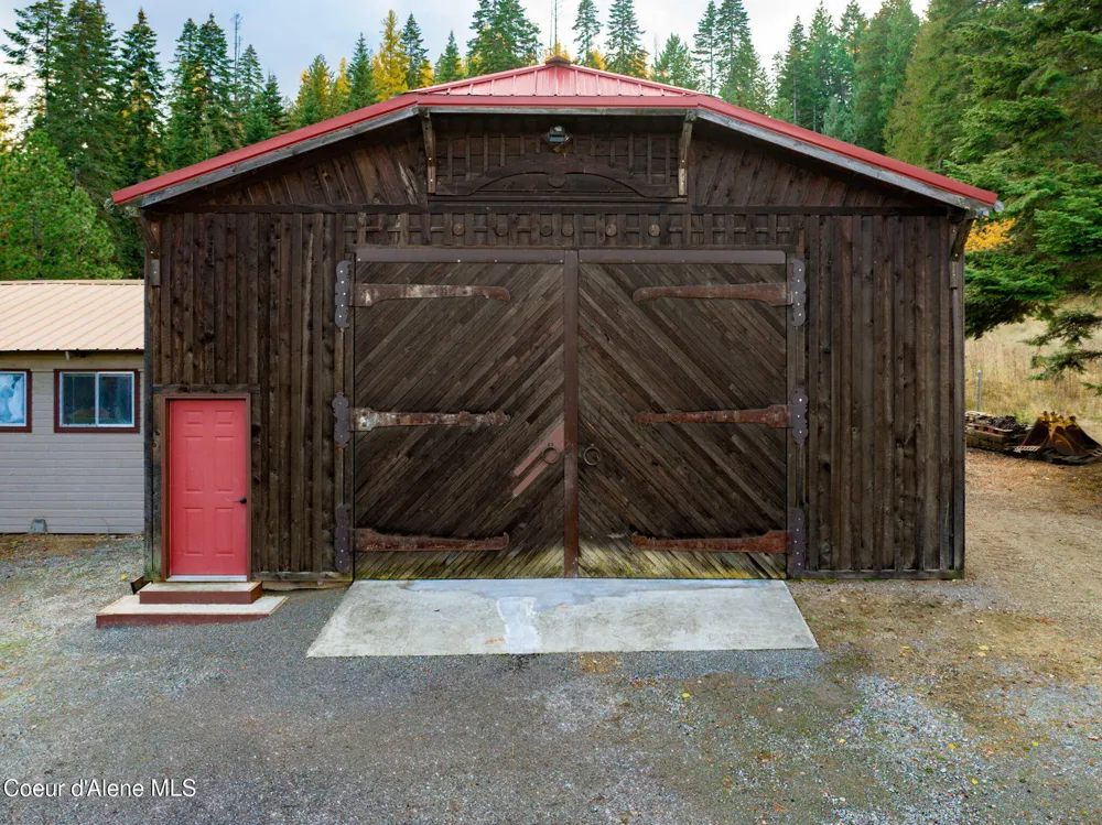 6584 E Burma Road Harrison, ID 83833