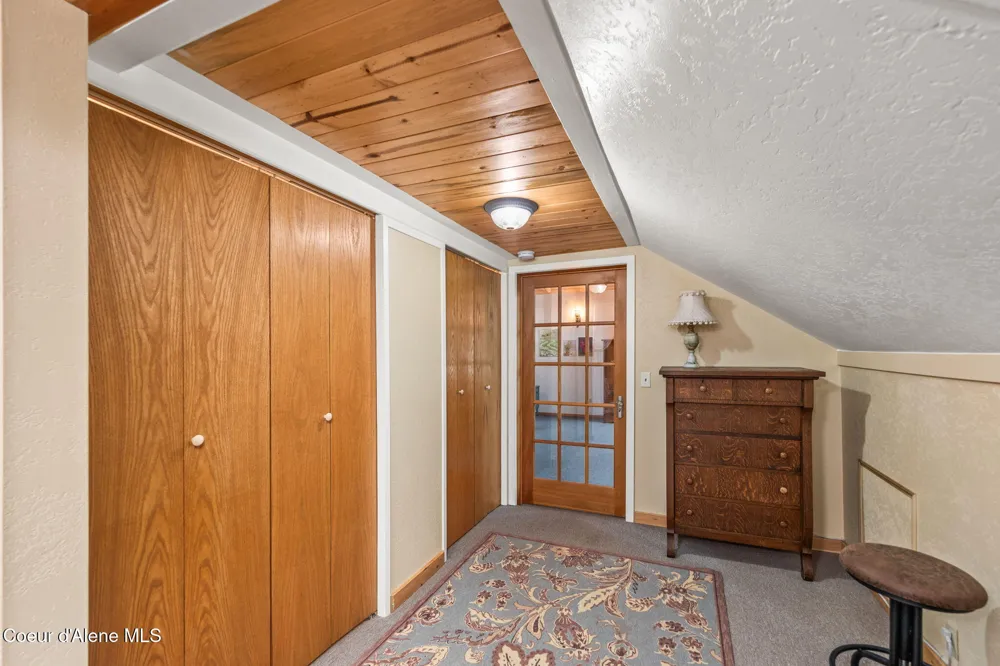 6584 E Burma Road Harrison, ID 83833