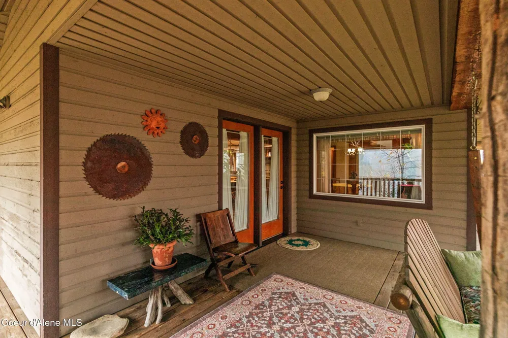 6584 E Burma Road Harrison, ID 83833