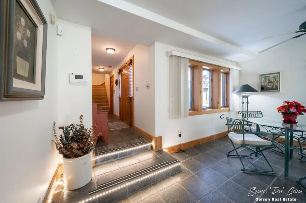 8591 Hidden Trail Orleans, MI 48865