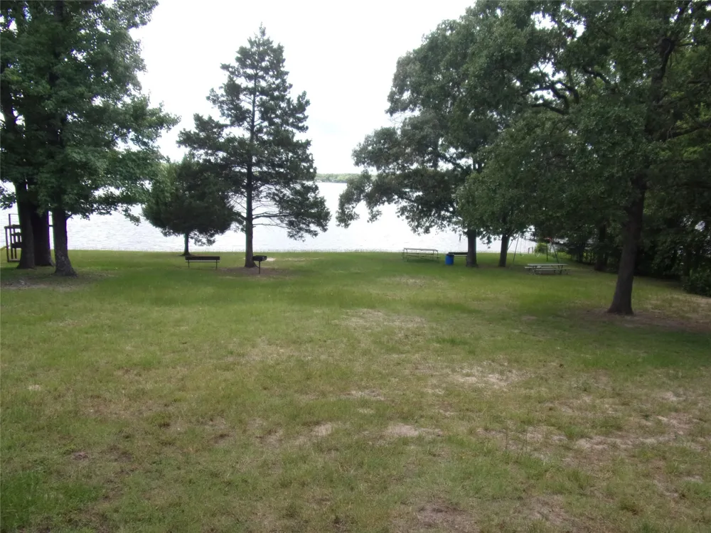 840 Oak Meadows Murchison, TX 75778