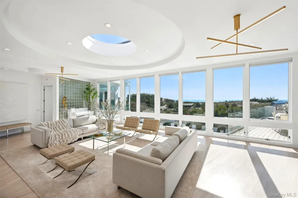 9 MITCHELL DUNES LANE Amagansett, NY 11930