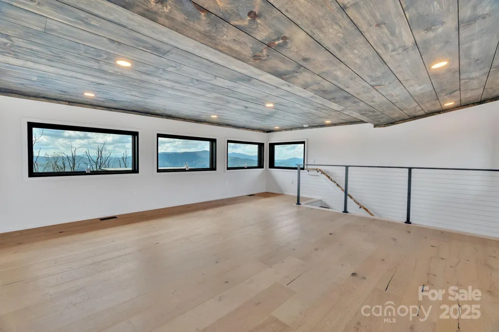 294 Silver Eagle Trail Banner Elk, NC 28604