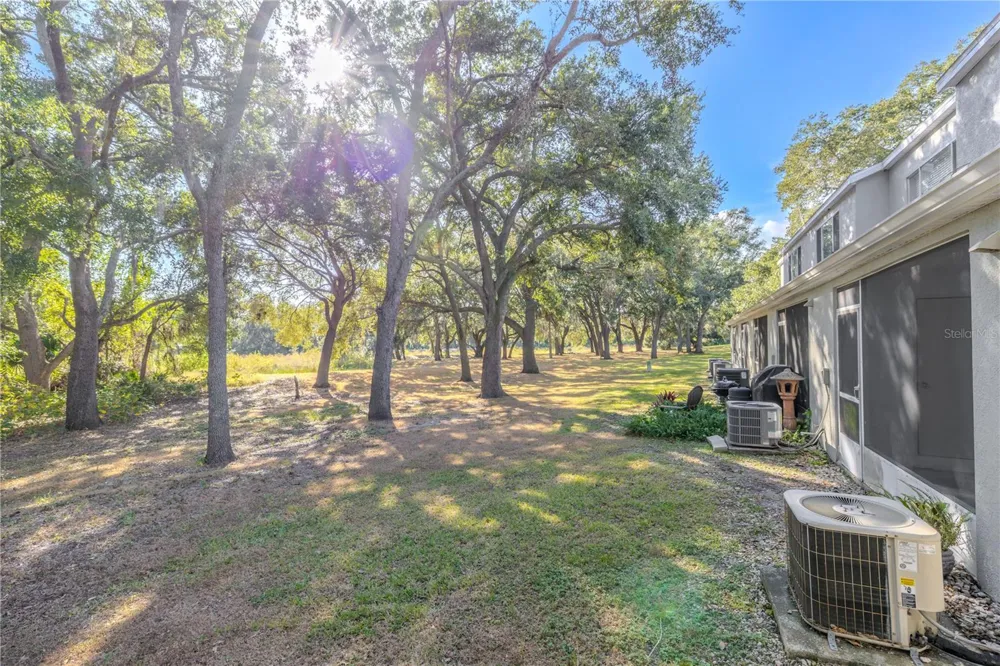 2432 LAKE WOODBERRY CIRCLE Brandon, FL 33510